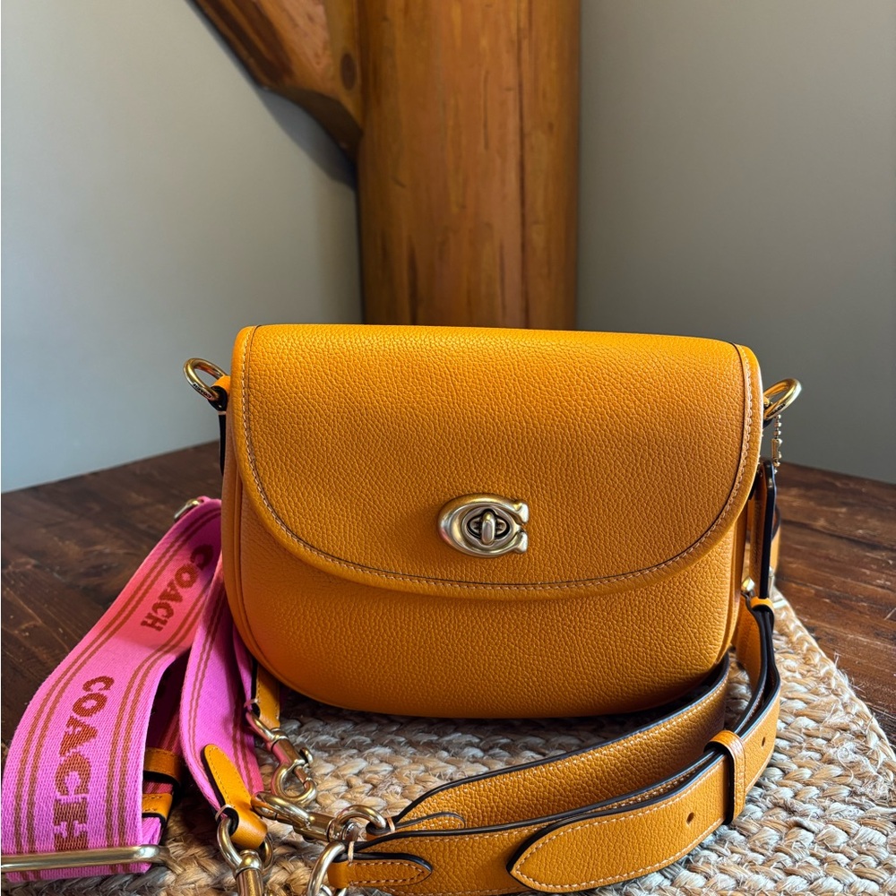 Coach willow saddle bag in papaya
